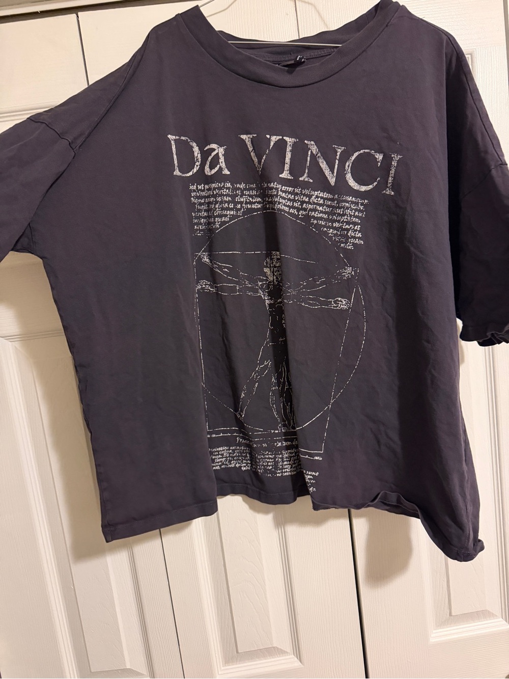 Da Vinci Graphic Short-Sleeve Shirt in Charcoal